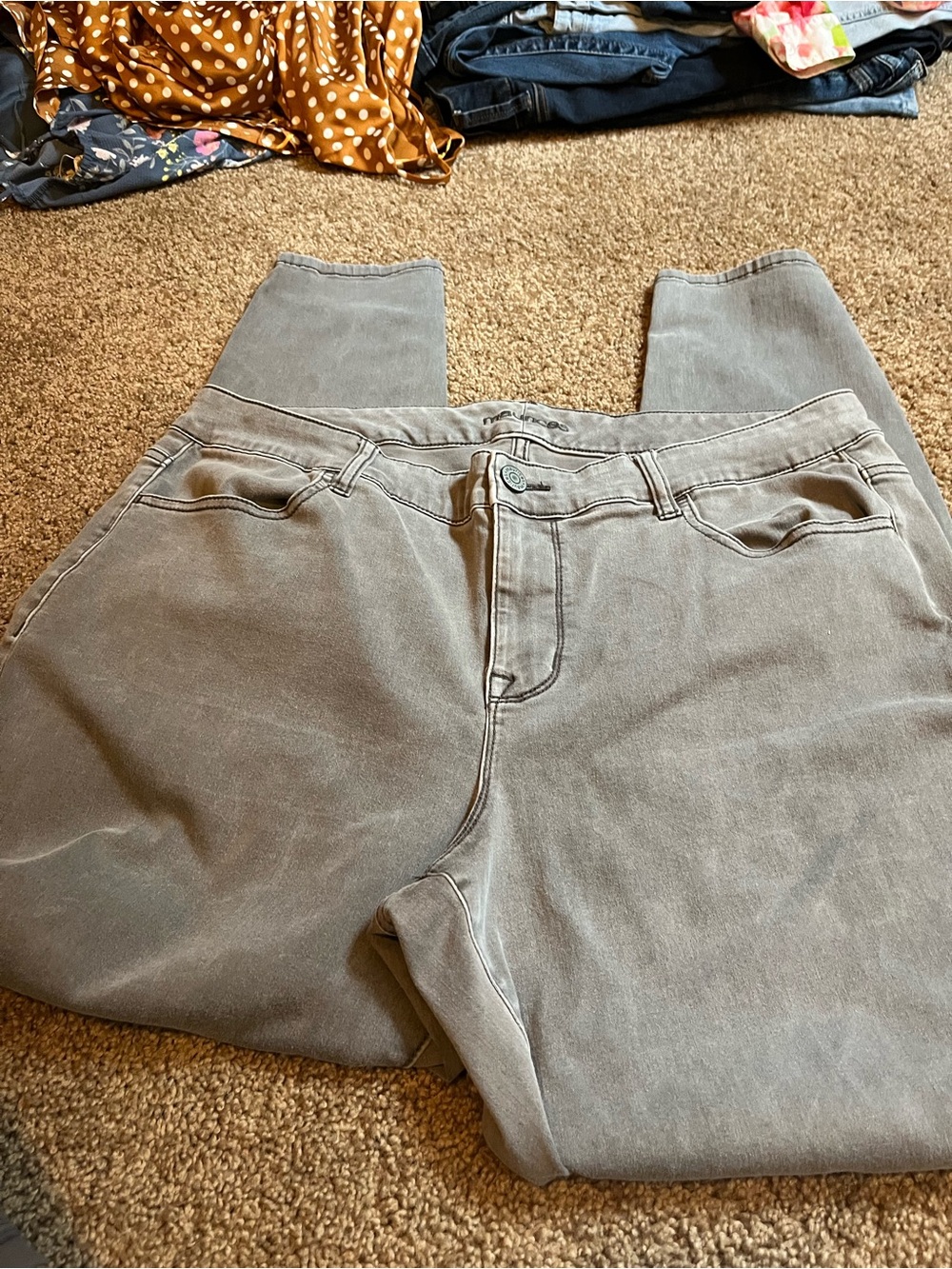 Maurice’s Women’s High-Rise Grey Stretch Jeans 20w long